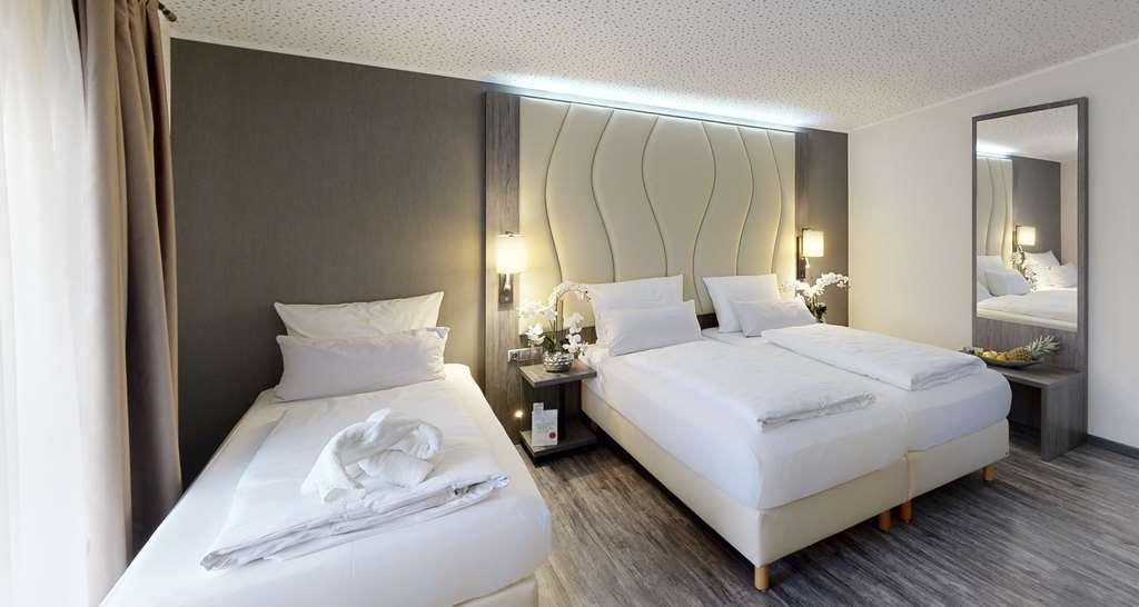 Plaza Inn هايلبرون الغرفة الصورة