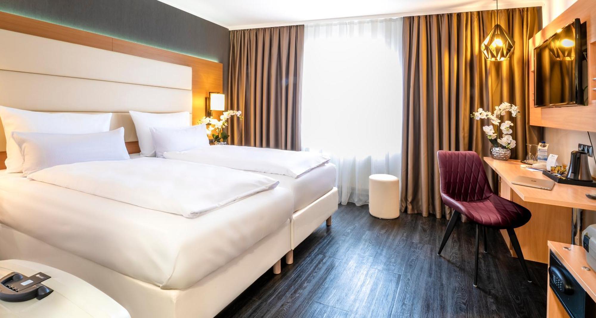 Plaza Inn هايلبرون المظهر الخارجي الصورة